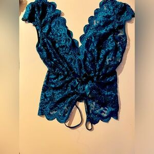 Turquoise lingerie